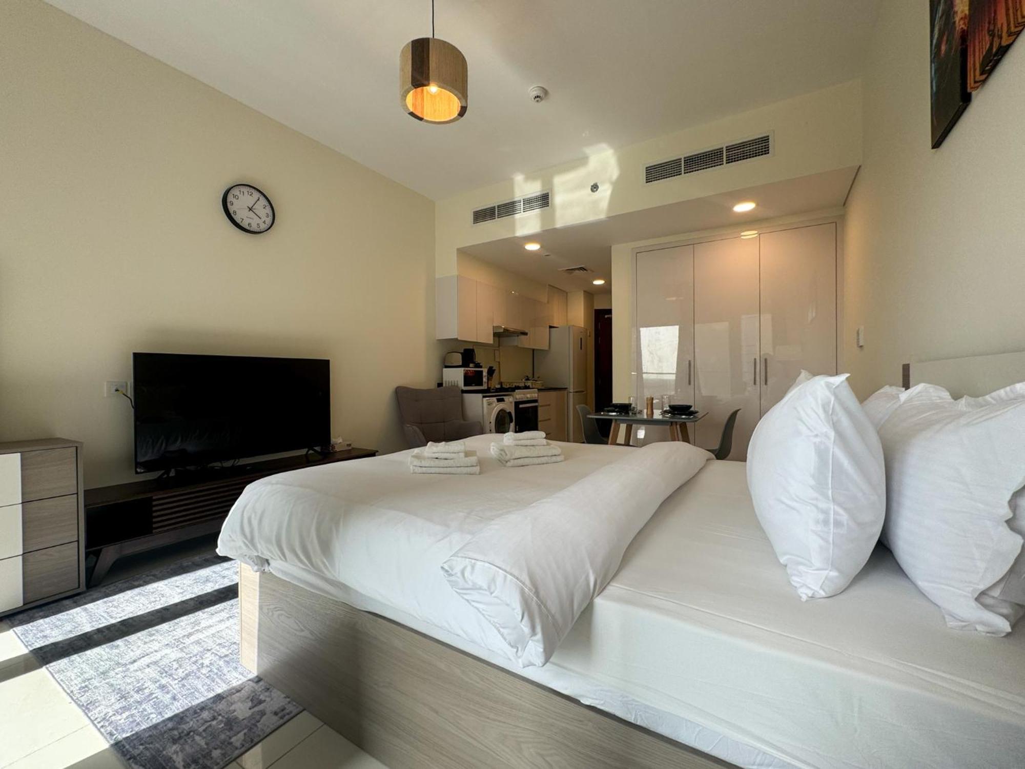 Classic In Virdis Damac Hills 2 Apartment *